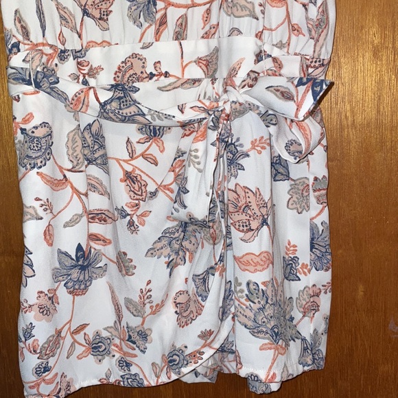 •JESSICA SIMPSON•COLD SHOULDER OPEN BACK CURTAIN FRONT FLORAL ROMPER SIZE XS - Picture 7 of 11